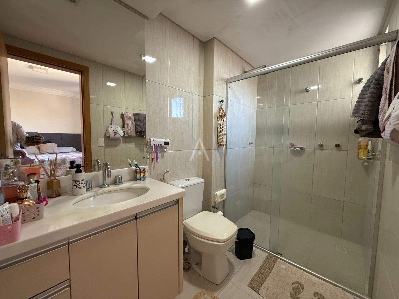 Apartamento para à venda no Bairro CENTRO em CASCAVEL: 