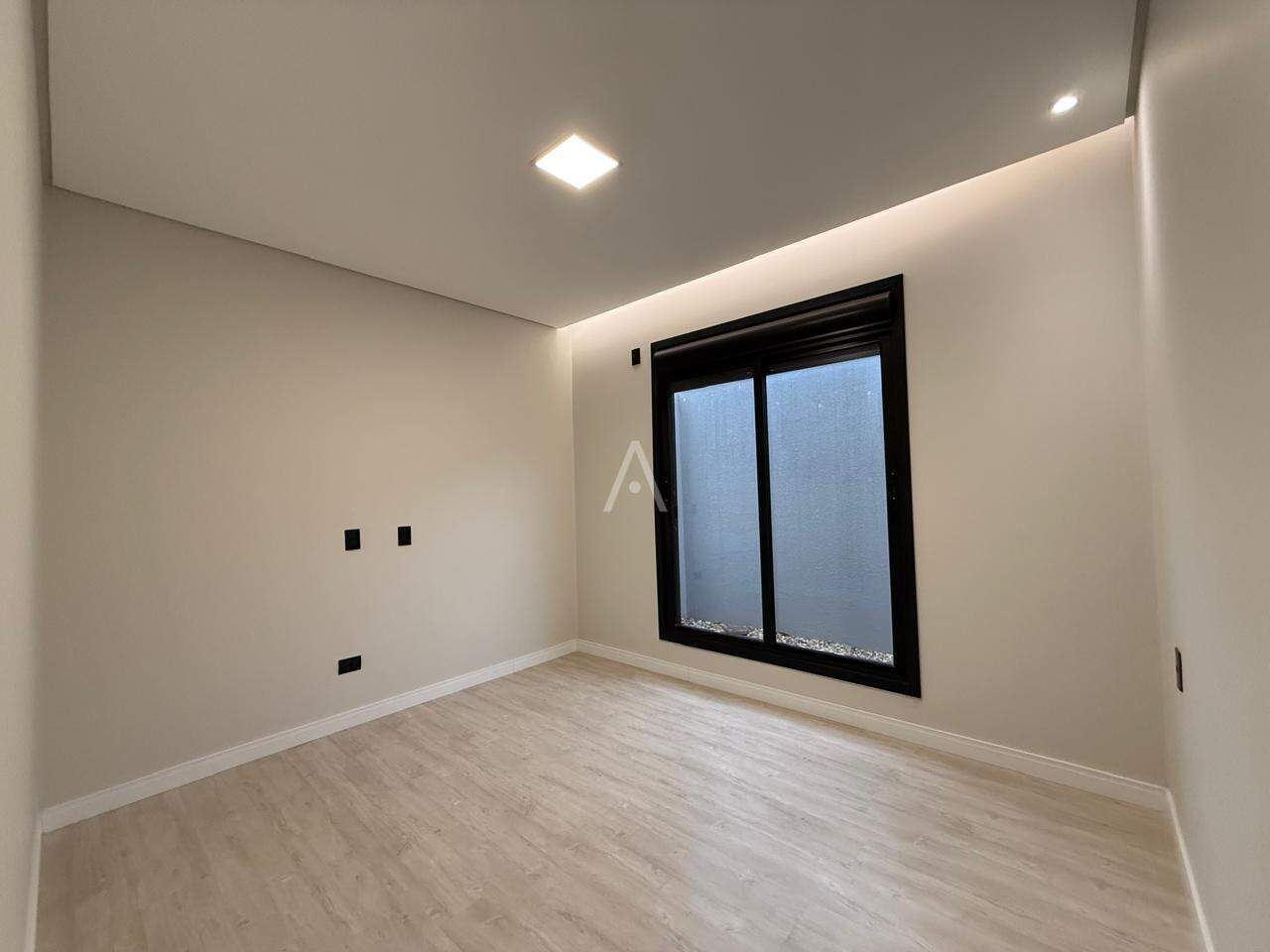 Casa Residencial para à venda no Bairro RECANTO TROPICAL em CASCAVEL: 