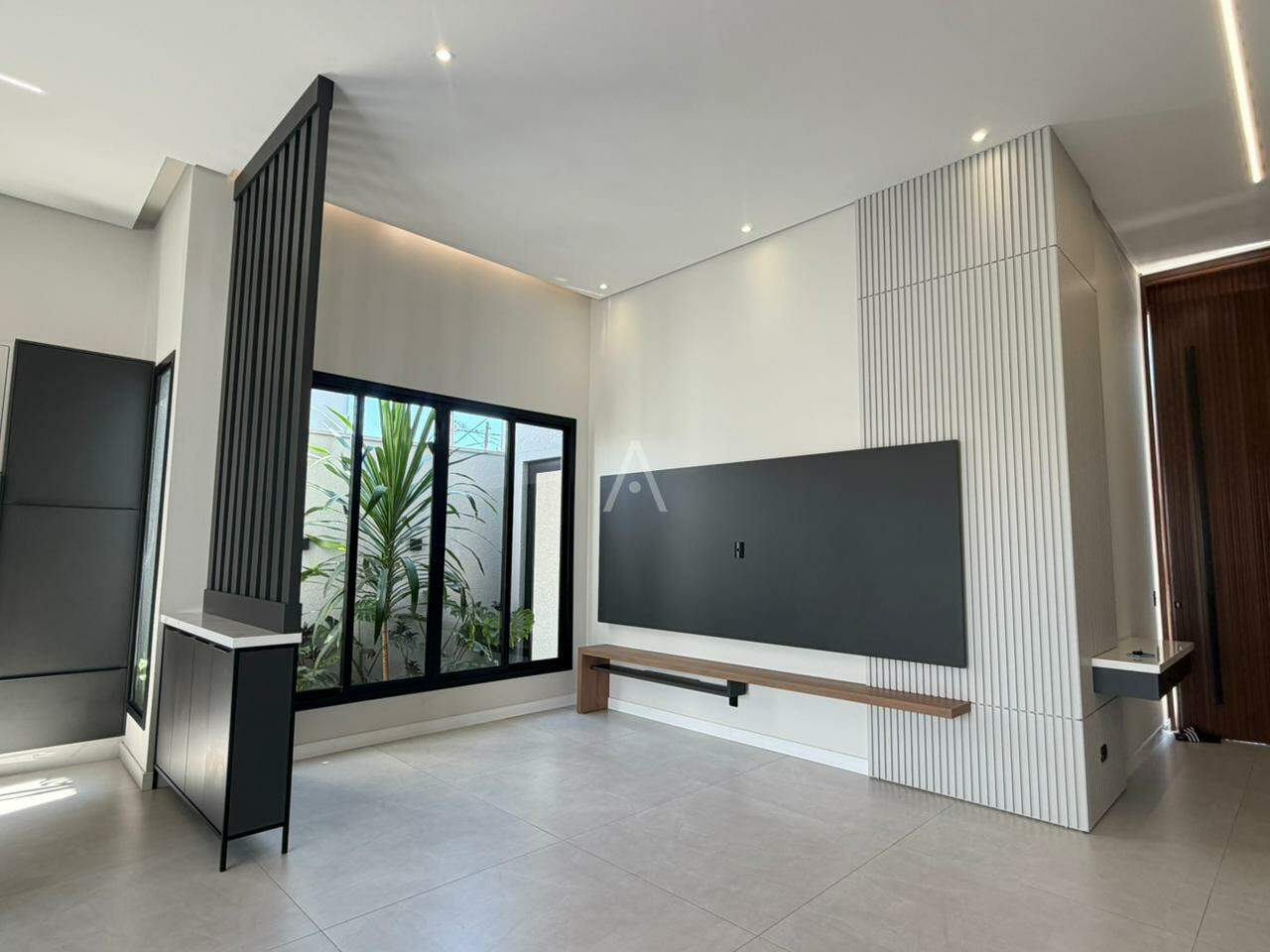 Casa Residencial para à venda no Bairro RECANTO TROPICAL em CASCAVEL: 
