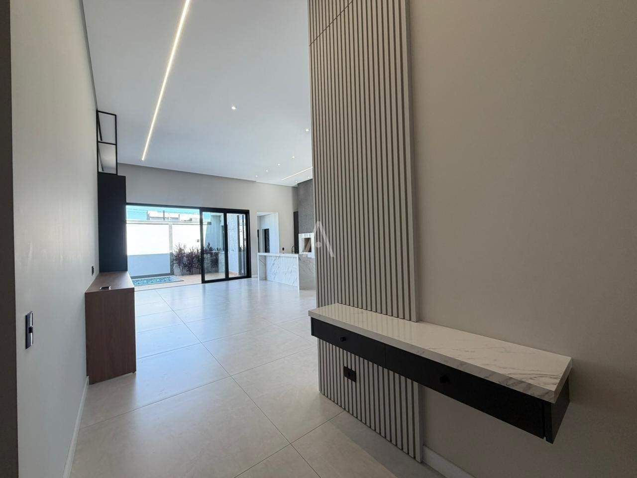 Casa Residencial para à venda no Bairro RECANTO TROPICAL em CASCAVEL: 