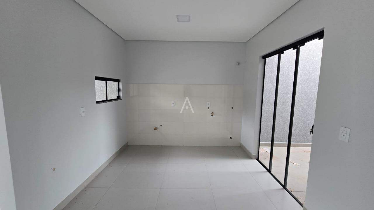 Casa Residencial para à venda no Bairro JARDIM COOPAGRO em TOLEDO: 