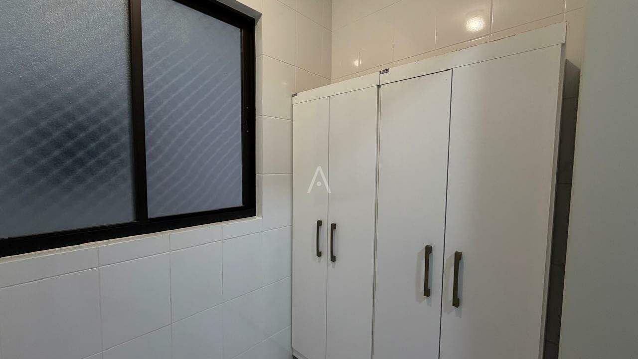 Apartamento para para aluguel no Bairro Pioneiros Catarinenses em CASCAVEL: 