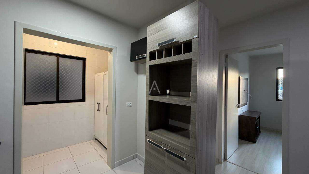 Apartamento para para aluguel no Bairro Pioneiros Catarinenses em CASCAVEL: 
