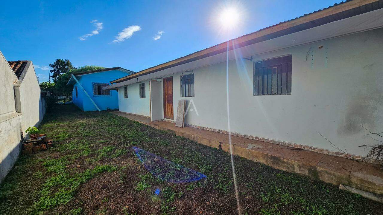 Casa Residencial para à venda no Bairro NEVA em CASCAVEL: 