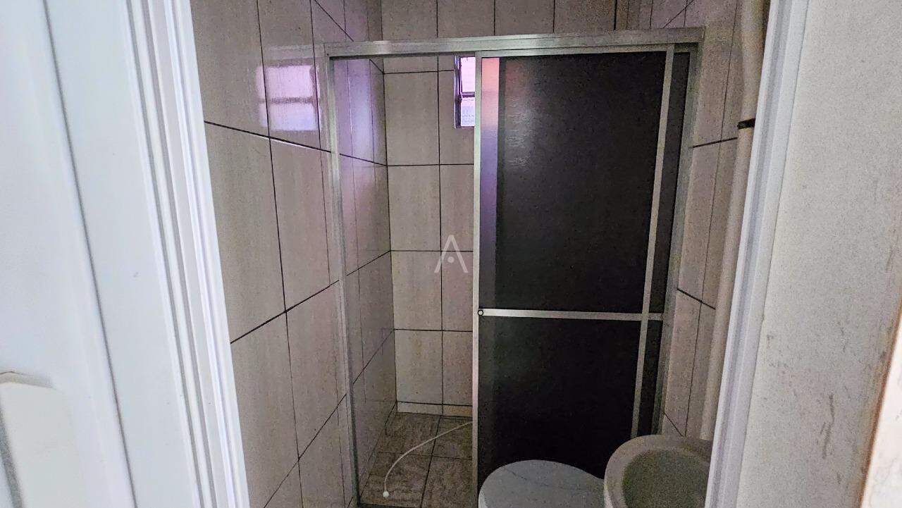 Casa Residencial para à venda no Bairro NEVA em CASCAVEL: 