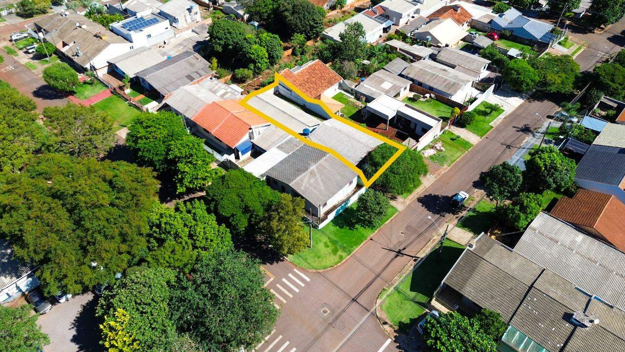 Casa Residencial para à venda no Bairro NEVA em CASCAVEL: 