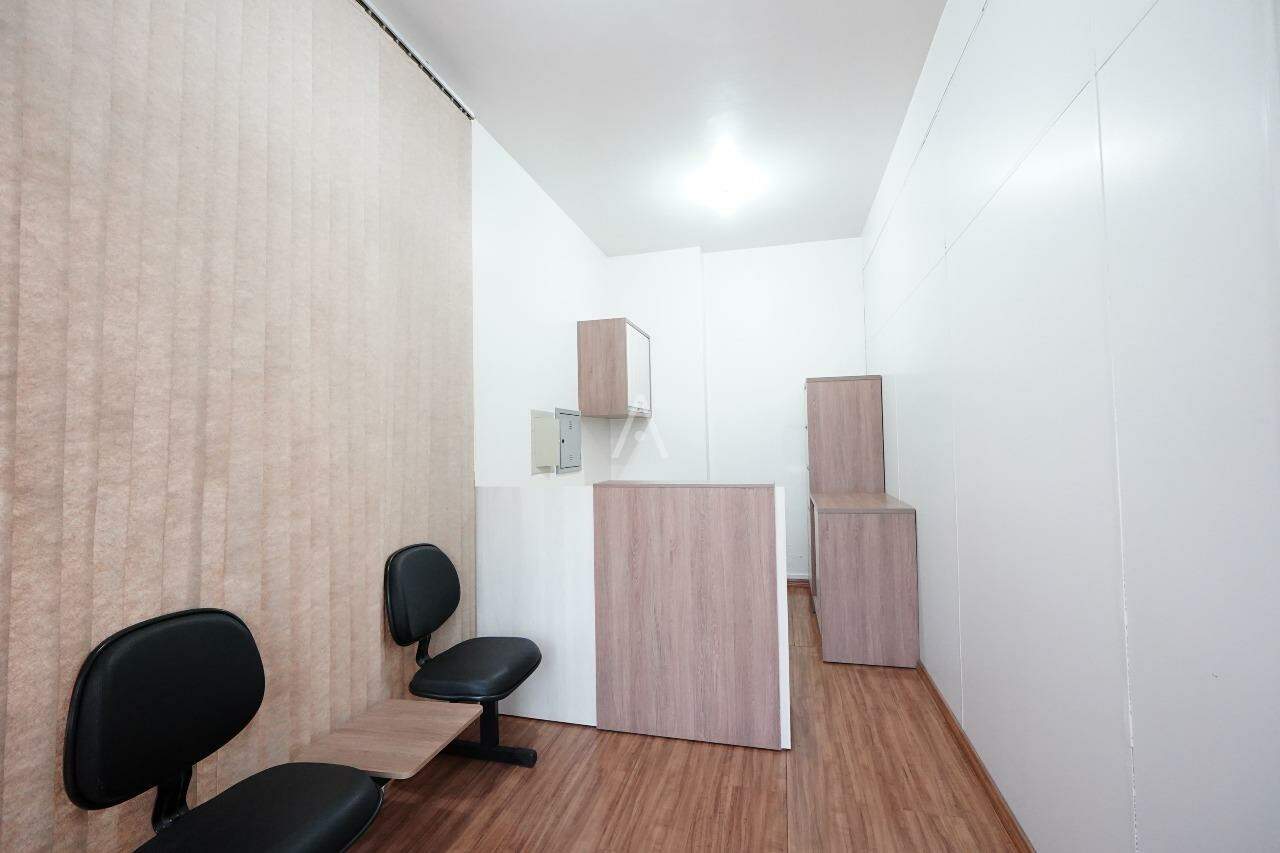 Sala Comercial para para aluguel no Bairro CENTRO em TOLEDO: 