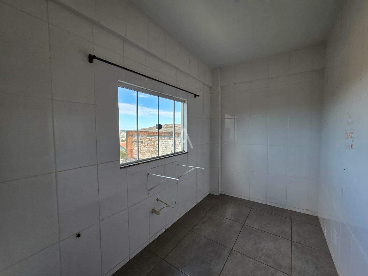 Sala Comercial para para aluguel no Bairro JARDIM PORTO ALEGRE em TOLEDO: 