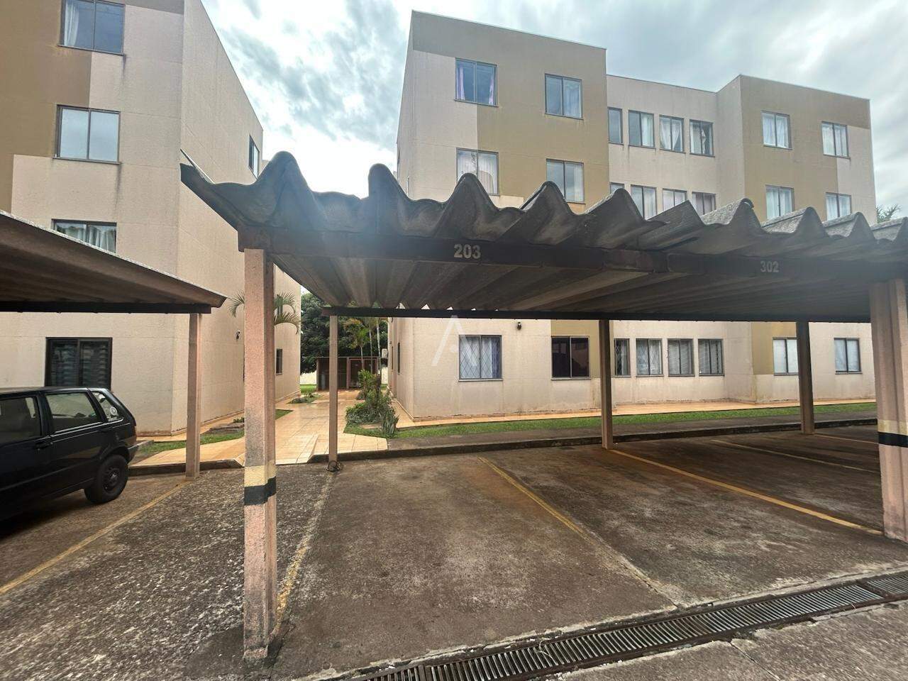 Apartamento para para aluguel no Bairro PARQUE VERDE em CASCAVEL: 
