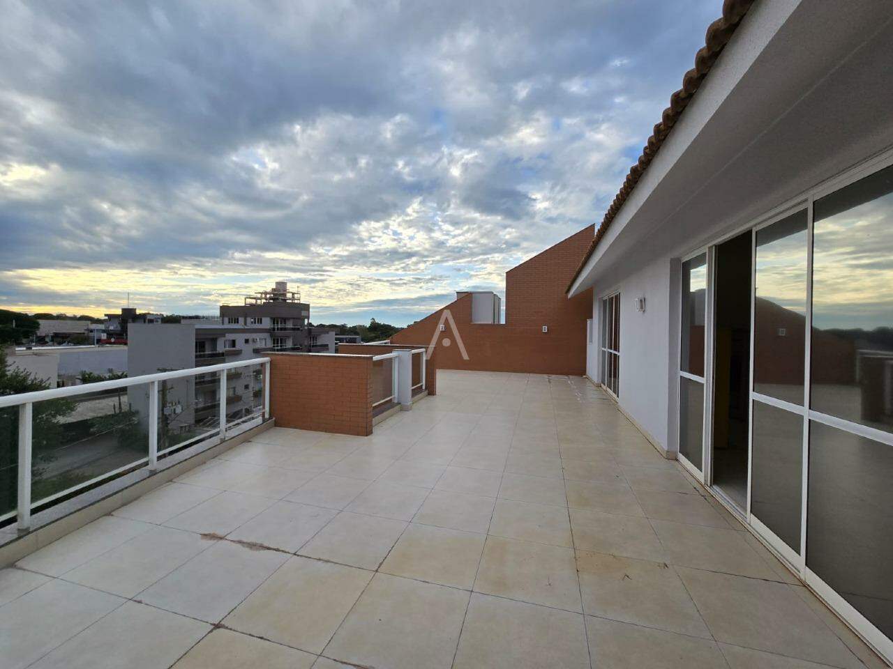Apartamento para para aluguel no Bairro CENTRO em TOLEDO: 