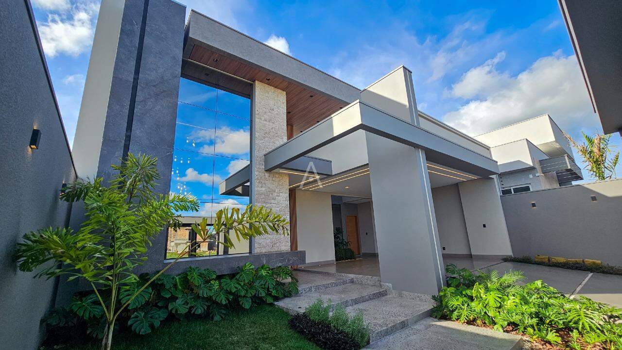 Casa Residencial para à venda no Bairro VILA INDUSTRIAL em TOLEDO: 