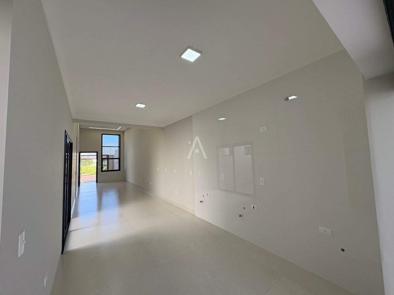Casa Residencial para à venda no Bairro VERONA em CASCAVEL: COZINHA/ SALA DE JANTAR E ESTAR