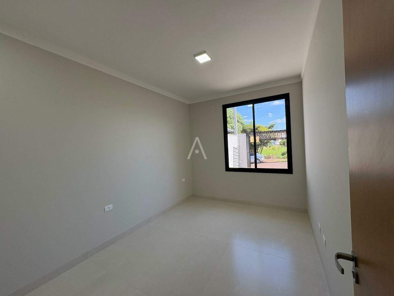 Casa Residencial para à venda no Bairro VERONA em CASCAVEL: SUITE