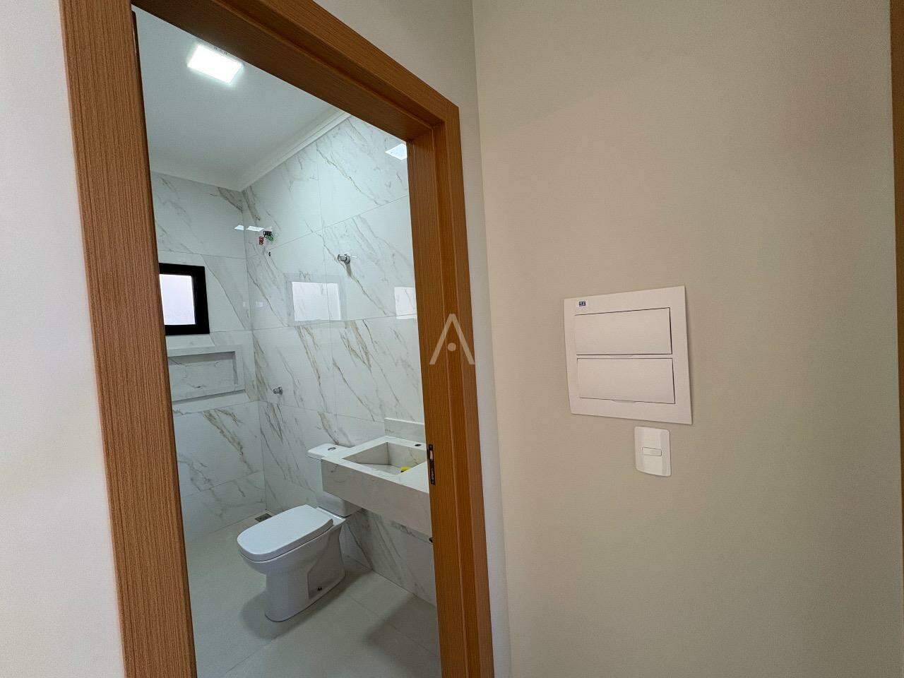 Casa Residencial para à venda no Bairro VERONA em CASCAVEL: BWC SOCIAL