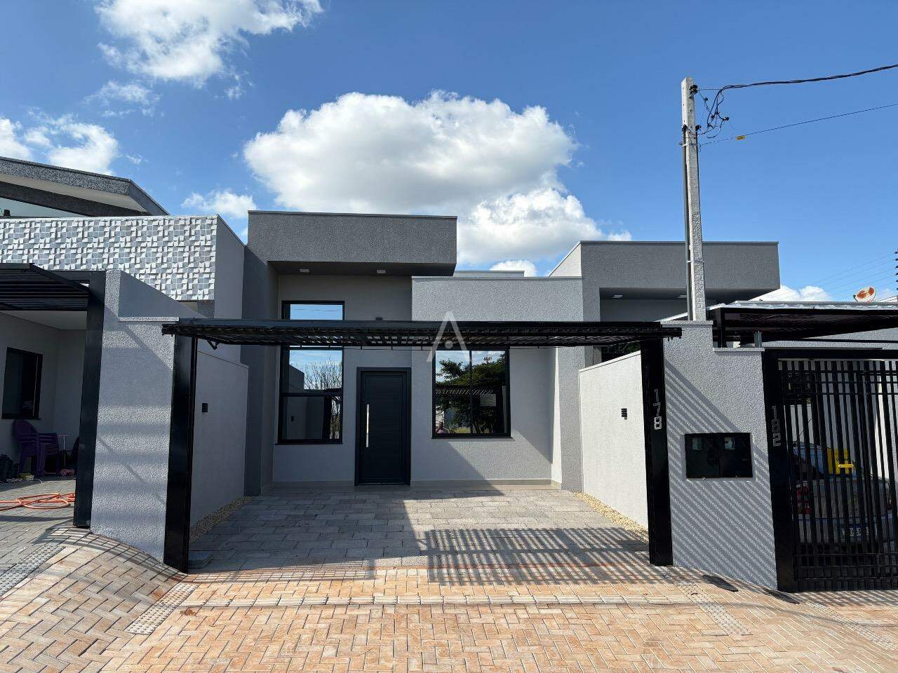 Casa Residencial para à venda no Bairro VERONA em CASCAVEL: 
