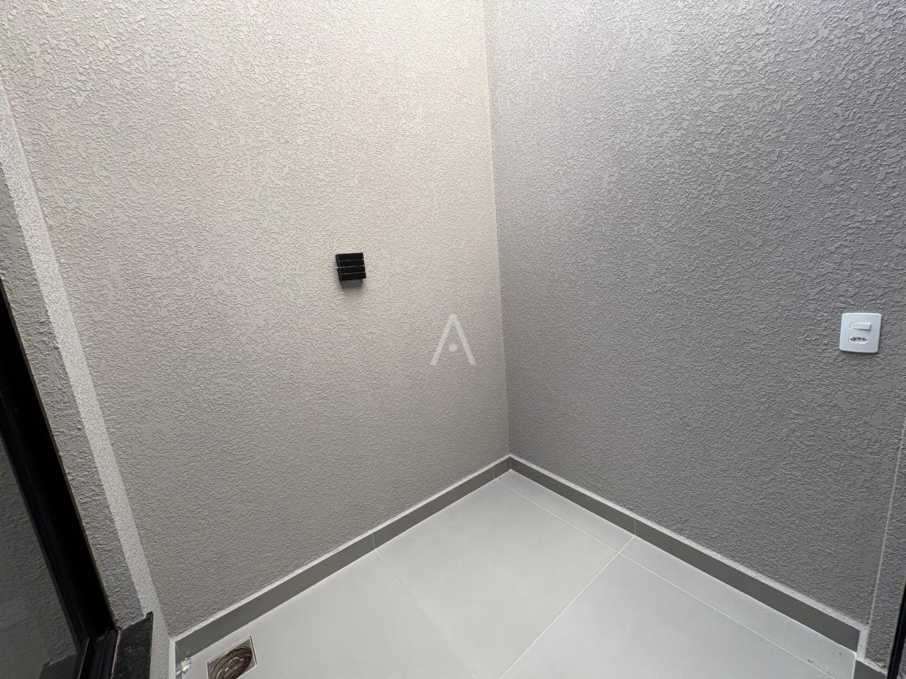 Casa Residencial para à venda no Bairro JARDIM PADOVANI III em CASCAVEL: JARDIM DE INVERNO