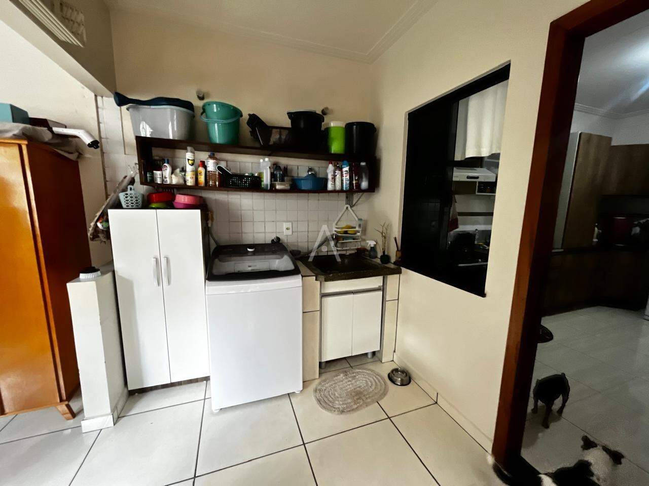 Casa Residencial para à venda no Bairro COQUEIRAL em CASCAVEL: 
