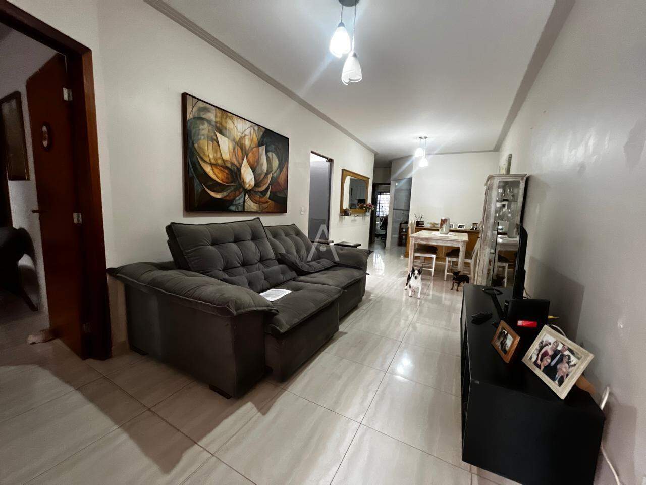 Casa Residencial para à venda no Bairro COQUEIRAL em CASCAVEL: 