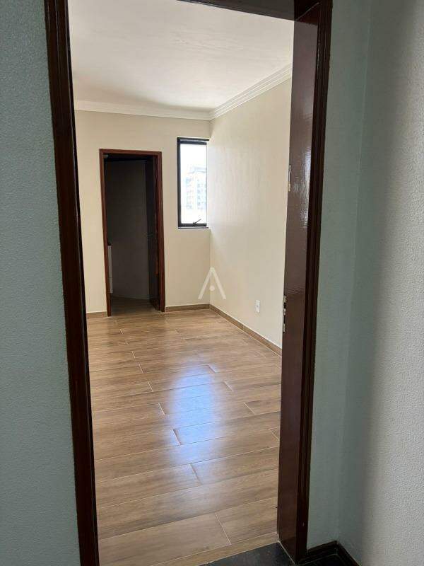 Sala Comercial para à venda no Bairro CENTRO em CASCAVEL: 