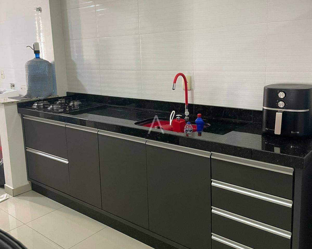 Apartamento para à venda no Bairro VILA INDUSTRIAL em TOLEDO: