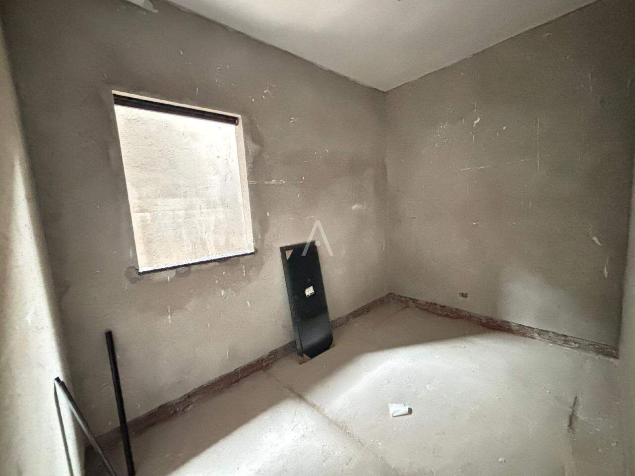 Casa Residencial para à venda no Bairro JARDIM COOPAGRO em TOLEDO: 