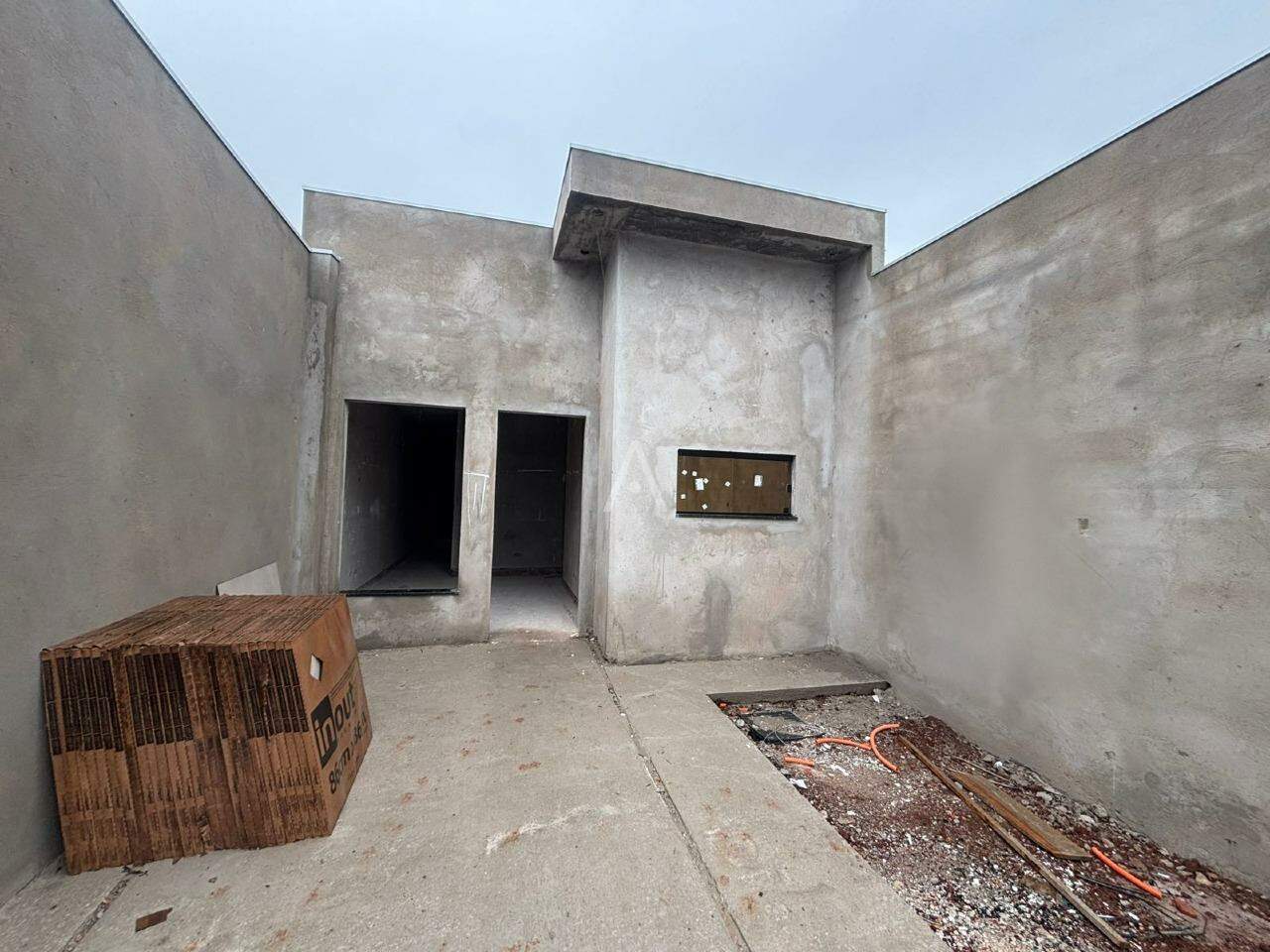 Casa Residencial para à venda no Bairro JARDIM COOPAGRO em TOLEDO: 
