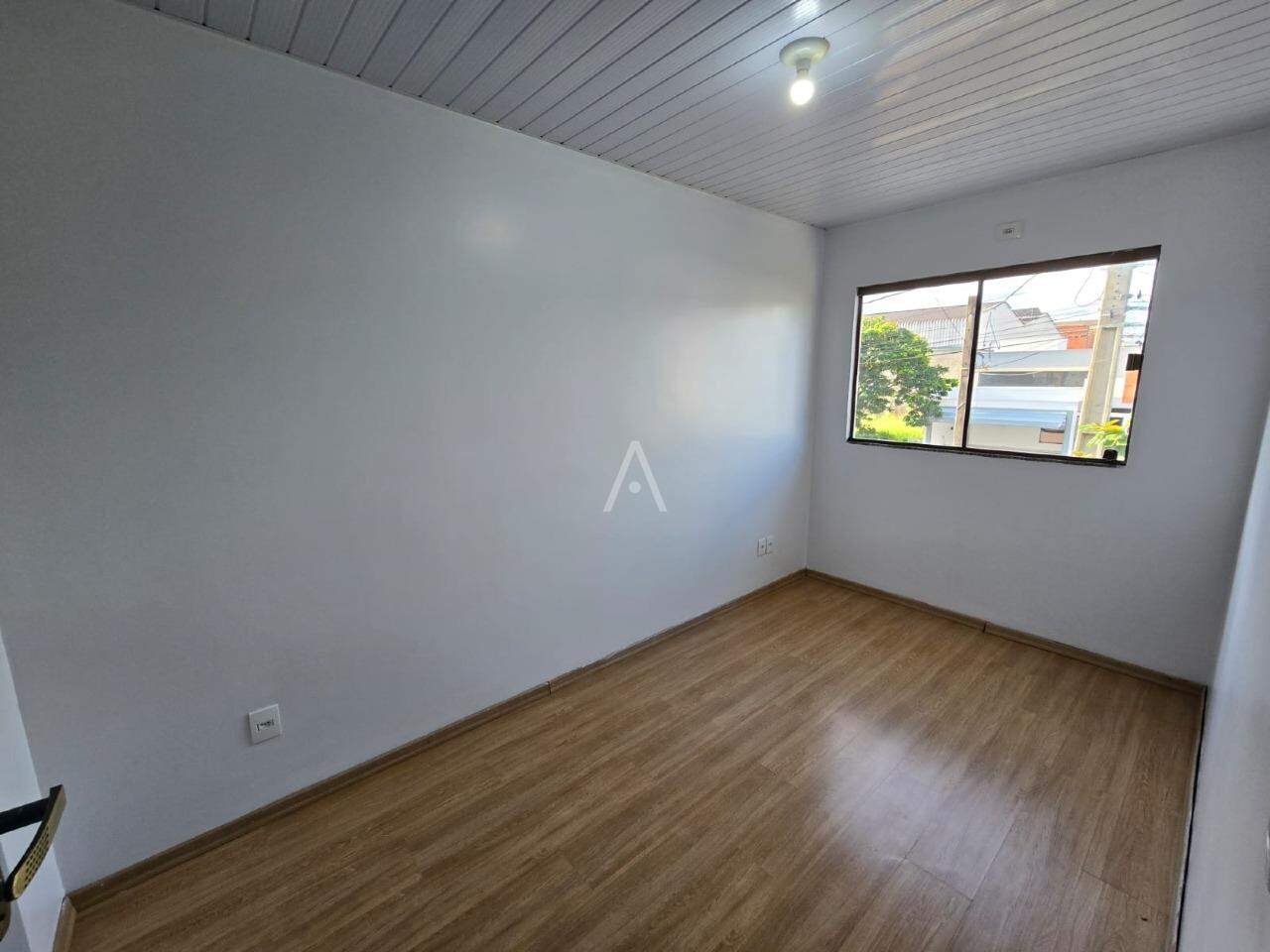 Sobrado para para aluguel no Bairro JARDIM PANCERA em TOLEDO: