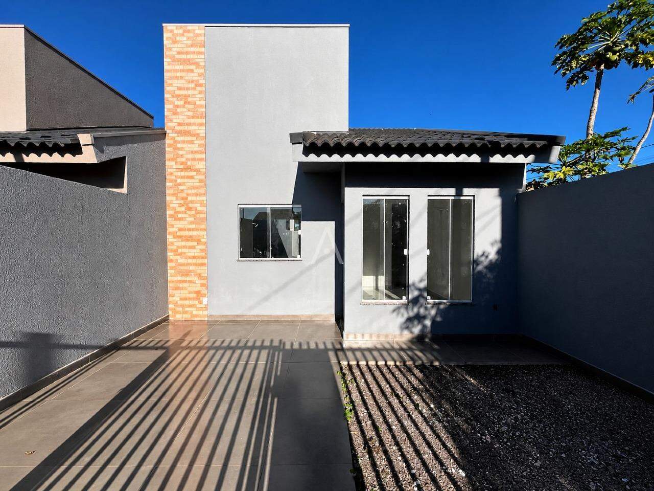 Casa Residencial para para aluguel no Bairro SEDE ALVORADA em TOLEDO: 