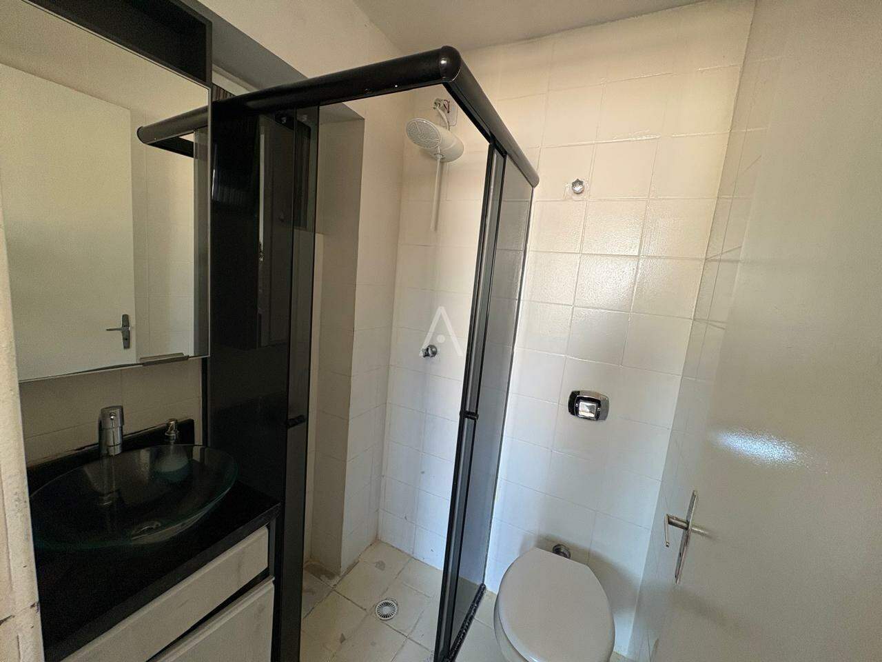 Apartamento para para aluguel no Bairro CENTRO em CASCAVEL: BWC SUITE