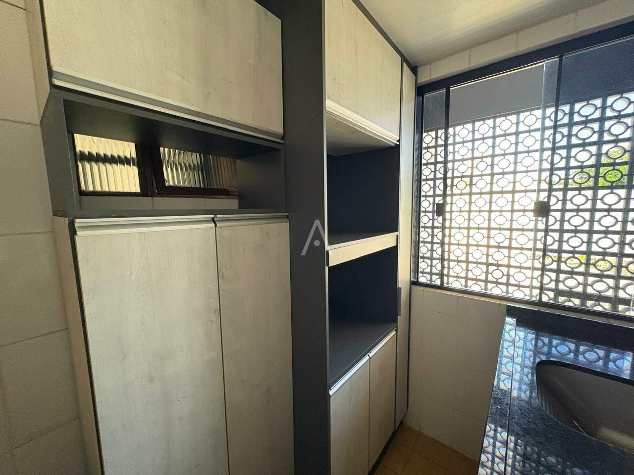 Apartamento para para aluguel no Bairro CENTRO em CASCAVEL: 