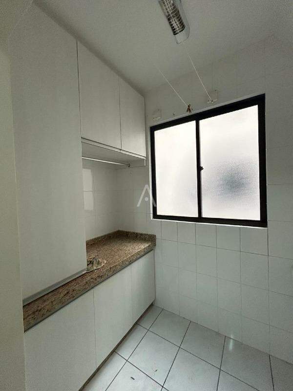 Apartamento para para aluguel no Bairro RECANTO TROPICAL em CASCAVEL: LAVANDERIA