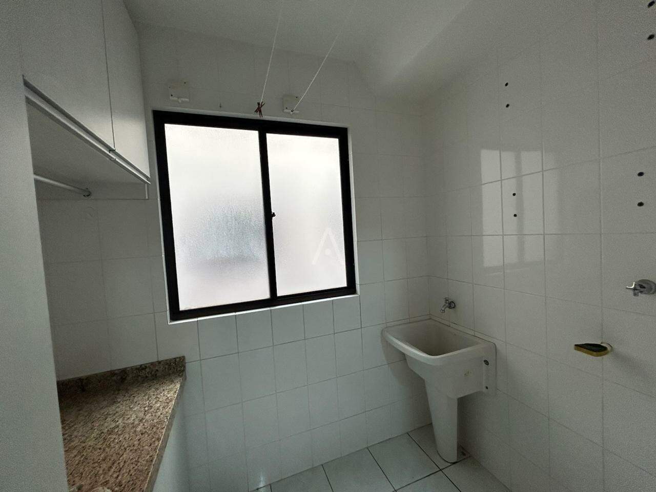 Apartamento para para aluguel no Bairro RECANTO TROPICAL em CASCAVEL: LAVANDERIA