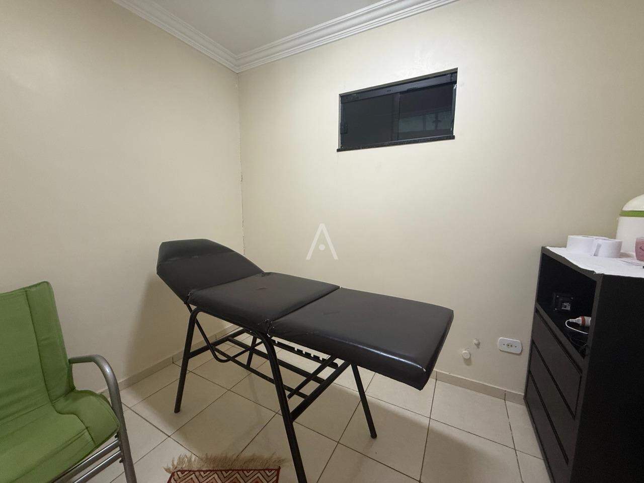 Sobrado para à venda no Bairro ALTO ALEGRE em CASCAVEL: 