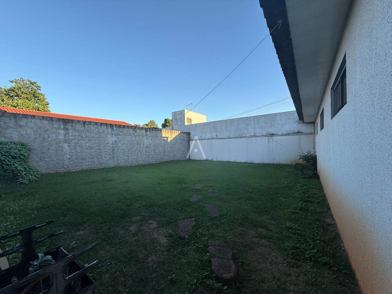 Sobrado para à venda no Bairro ALTO ALEGRE em CASCAVEL: 
