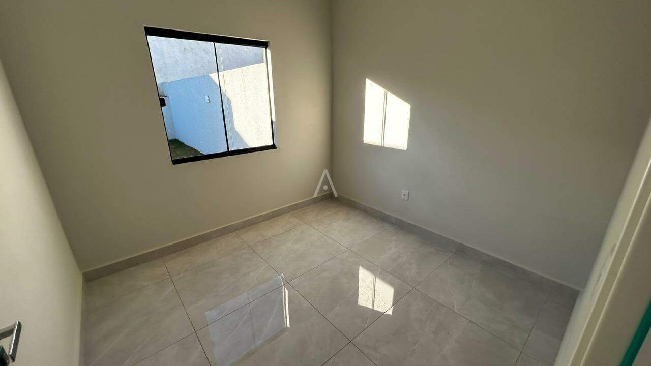 Casa Residencial para à venda no Bairro CASCAVEL VELHO em CASCAVEL: 