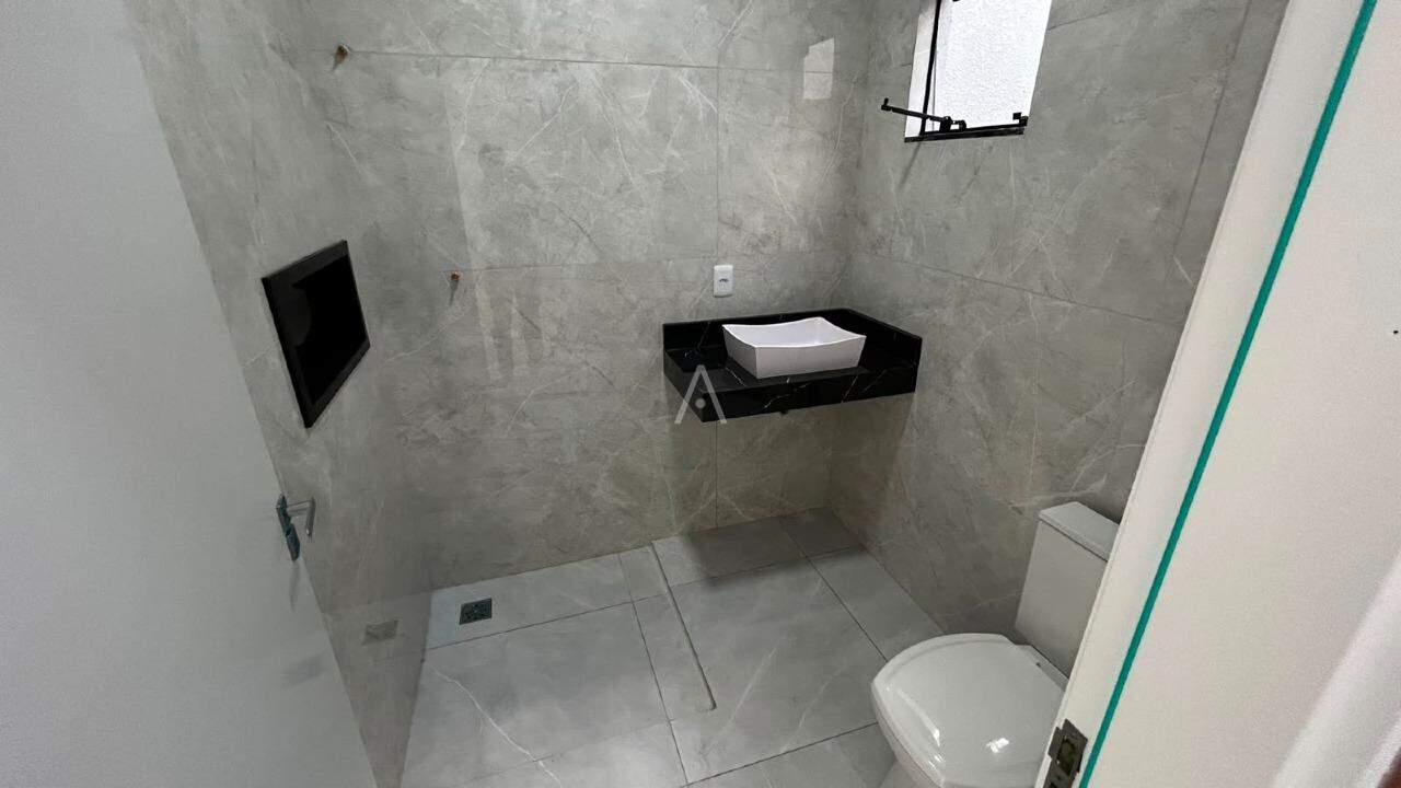 Casa Residencial para à venda no Bairro CASCAVEL VELHO em CASCAVEL: 