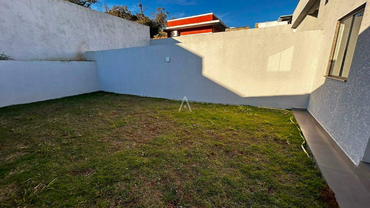 Casa Residencial para à venda no Bairro CASCAVEL VELHO em CASCAVEL: 
