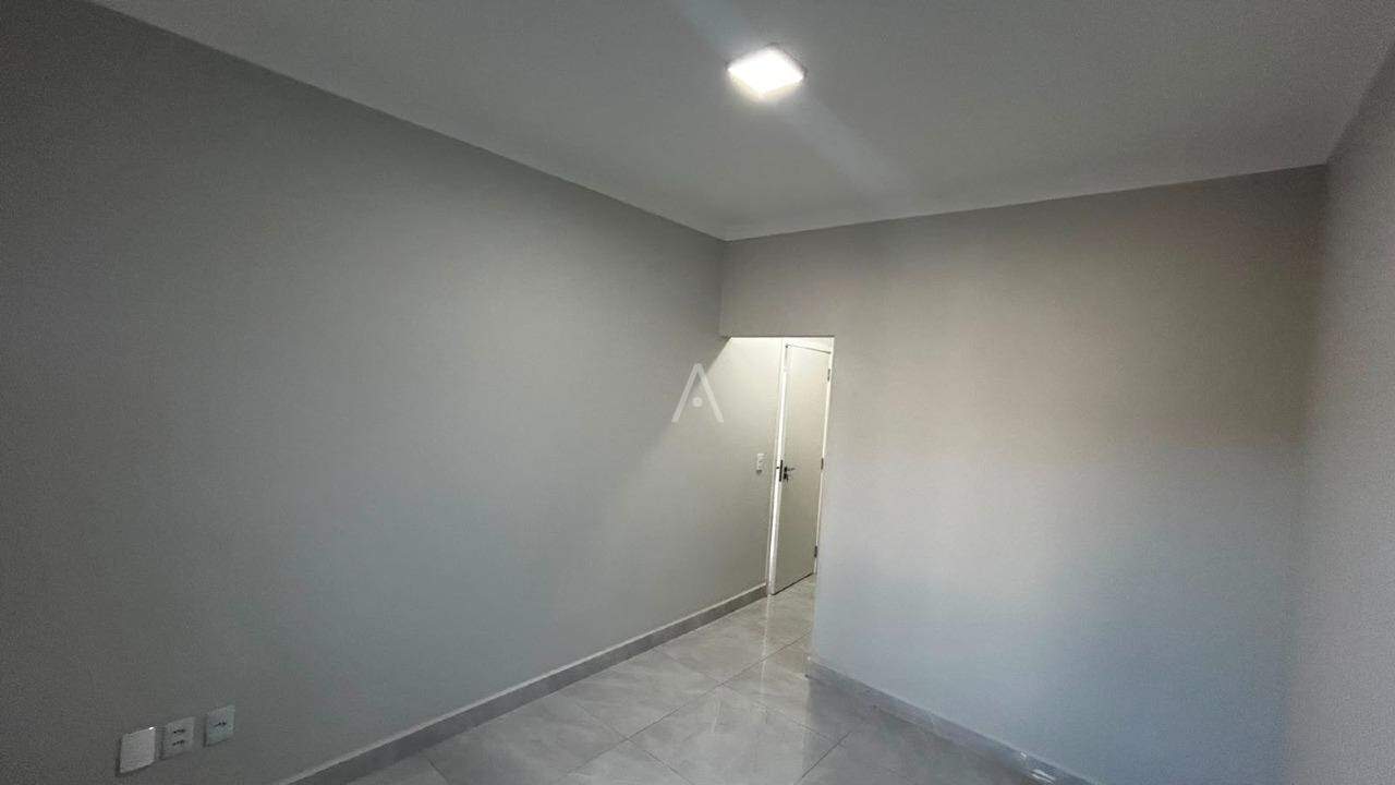 Casa Residencial para à venda no Bairro CASCAVEL VELHO em CASCAVEL: 