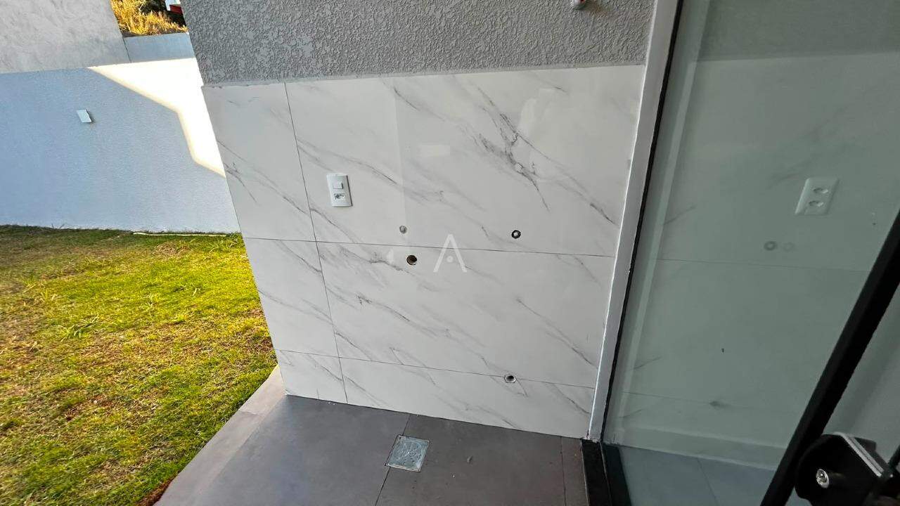 Casa Residencial para à venda no Bairro CASCAVEL VELHO em CASCAVEL: 