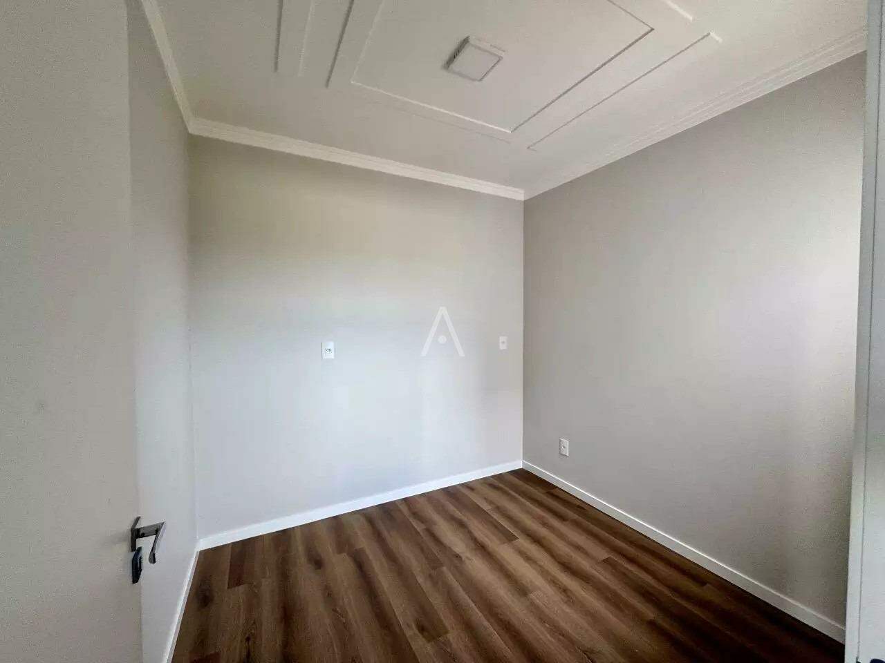 Sobrado para à venda no Bairro ALTO ALEGRE em CASCAVEL: 