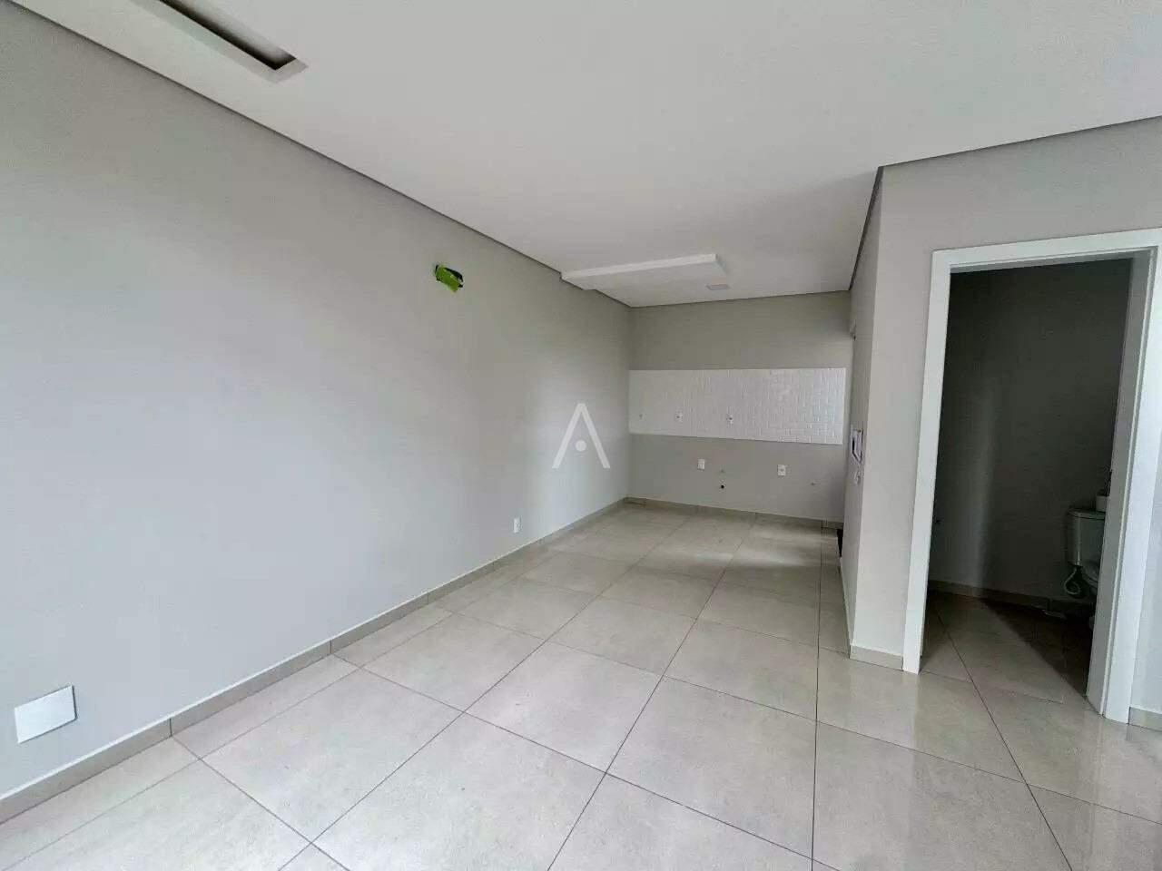 Sobrado para à venda no Bairro ALTO ALEGRE em CASCAVEL: 