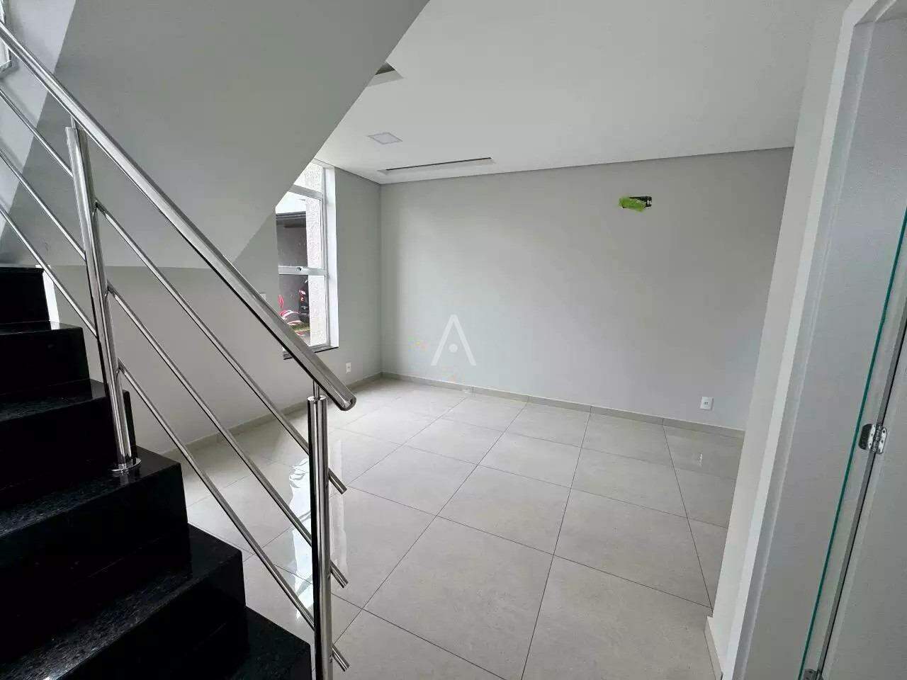 Sobrado para à venda no Bairro ALTO ALEGRE em CASCAVEL: 