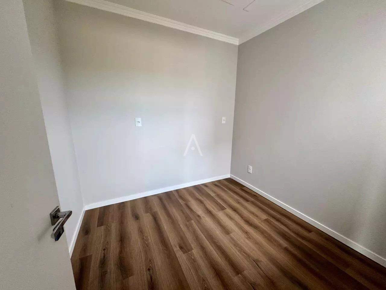 Sobrado para à venda no Bairro ALTO ALEGRE em CASCAVEL: 