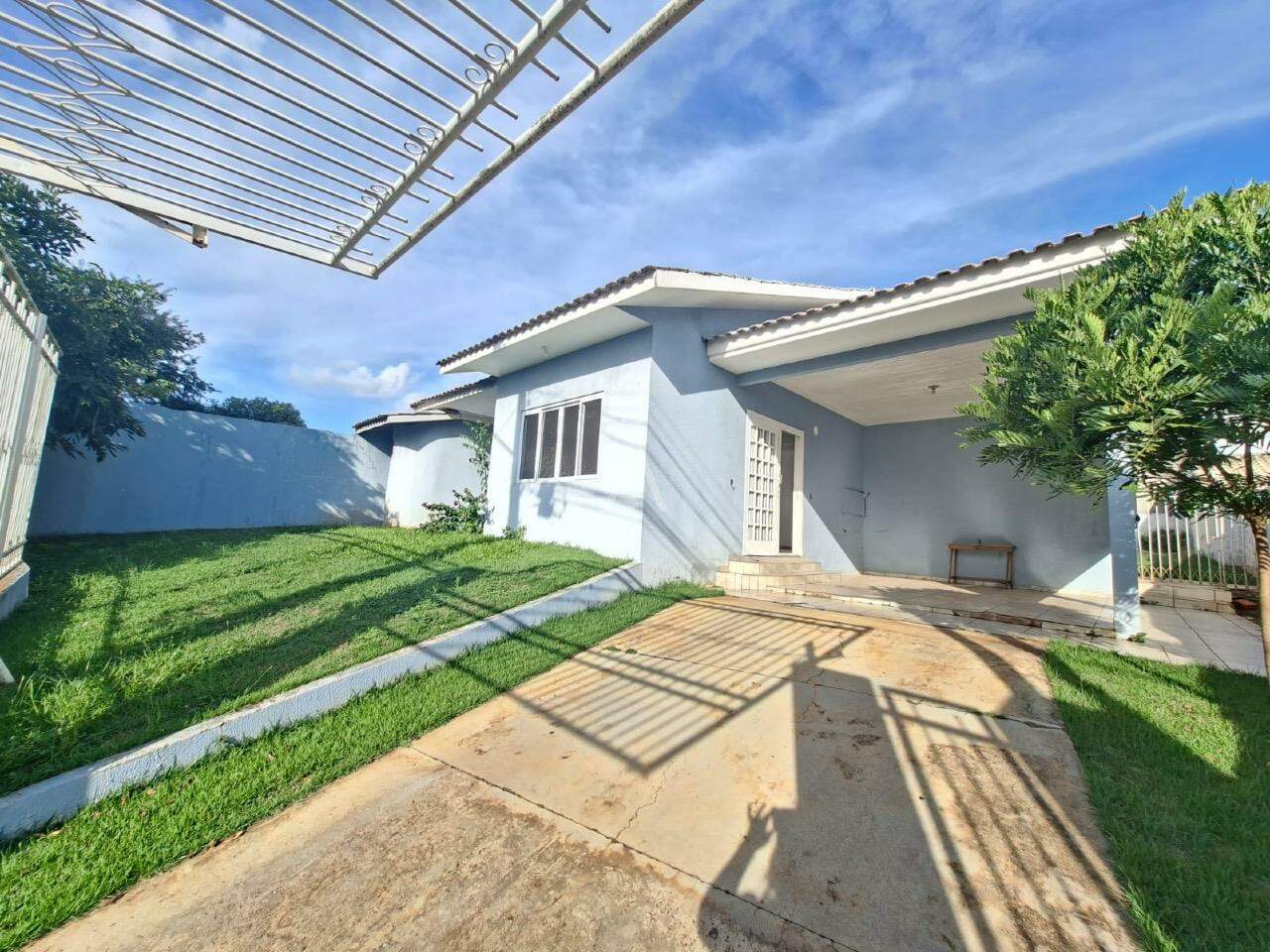 Casa Residencial para para aluguel no Bairro RECANTO TROPICAL em CASCAVEL: 