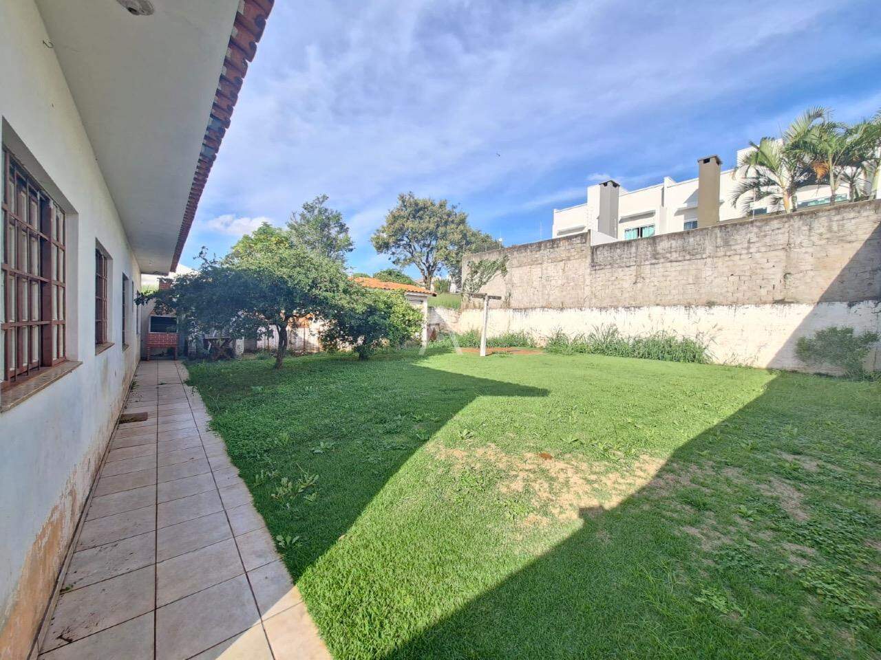 Casa Residencial para para aluguel no Bairro RECANTO TROPICAL em CASCAVEL: