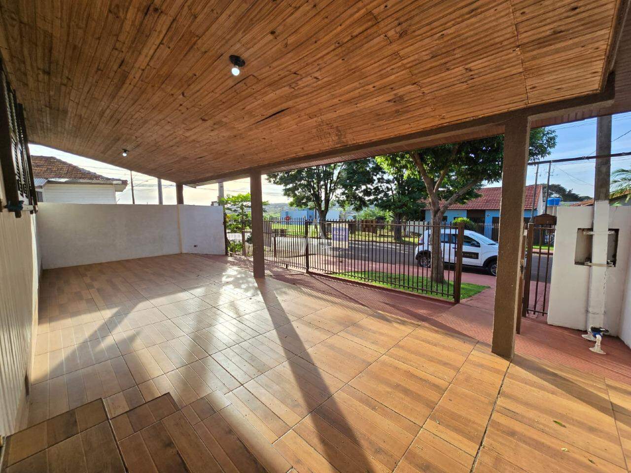 Casa Residencial para para aluguel no Bairro JARDIM PANORAMA em TOLEDO: 