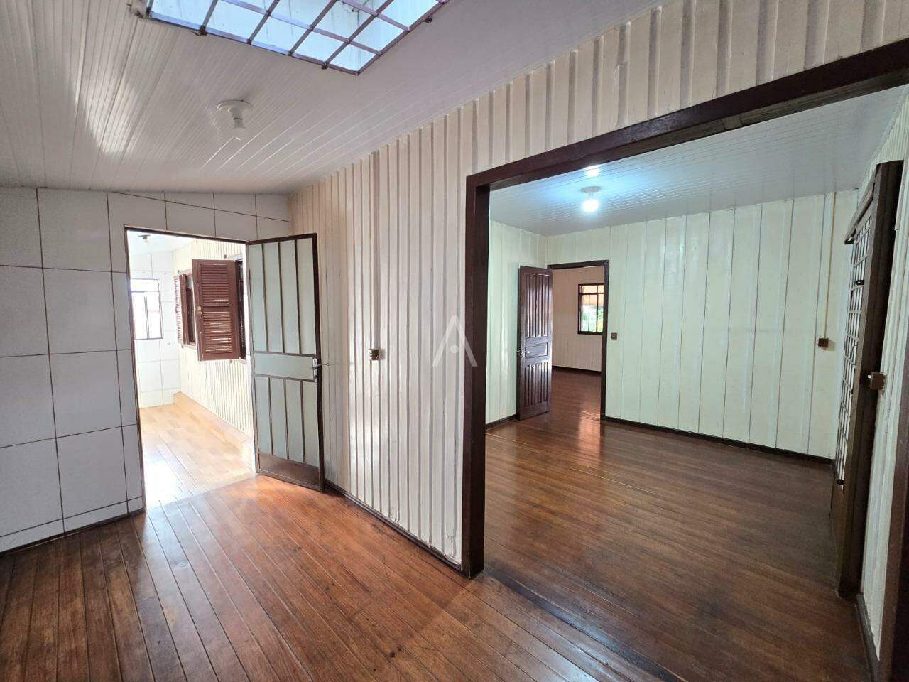 Casa Residencial para para aluguel no Bairro JARDIM PANORAMA em TOLEDO: COZINHA
