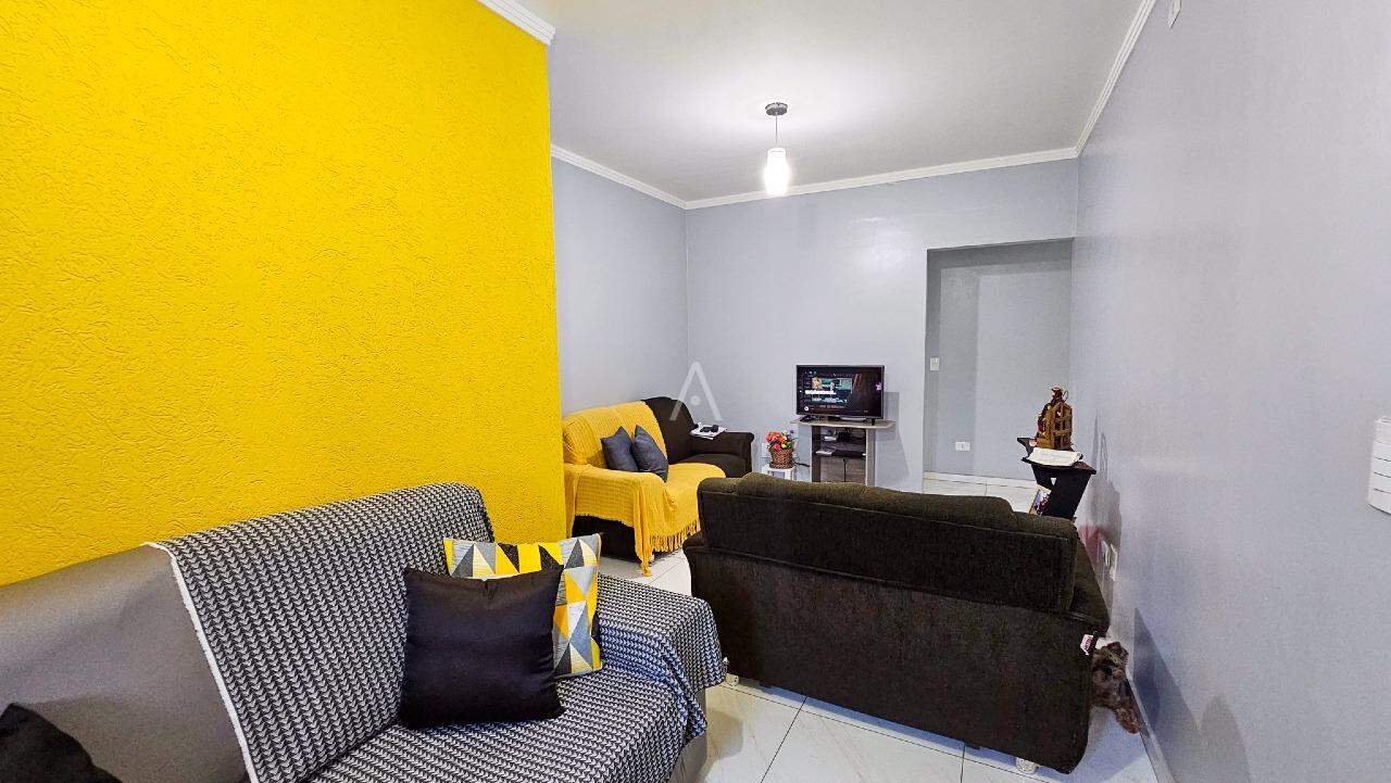 Casa Residencial para à venda no Bairro BRASILIA em CASCAVEL: 