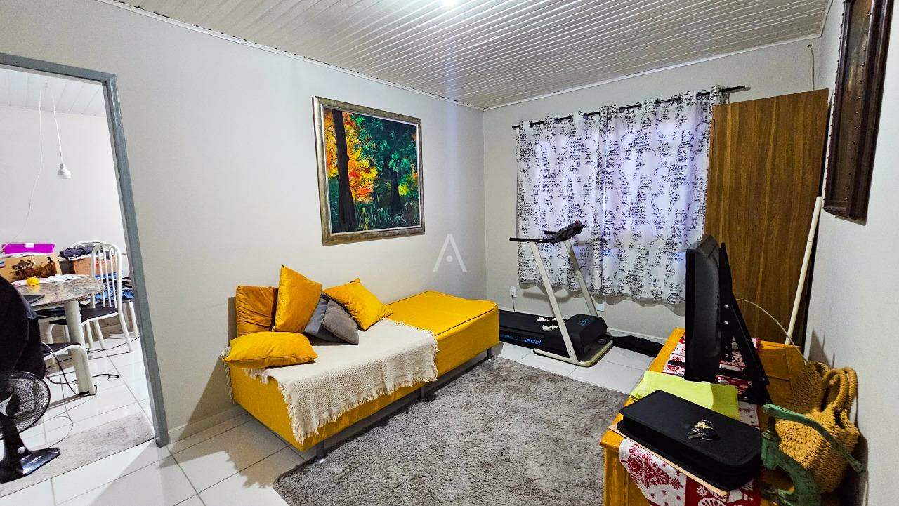 Casa Residencial para à venda no Bairro BRASILIA em CASCAVEL: 