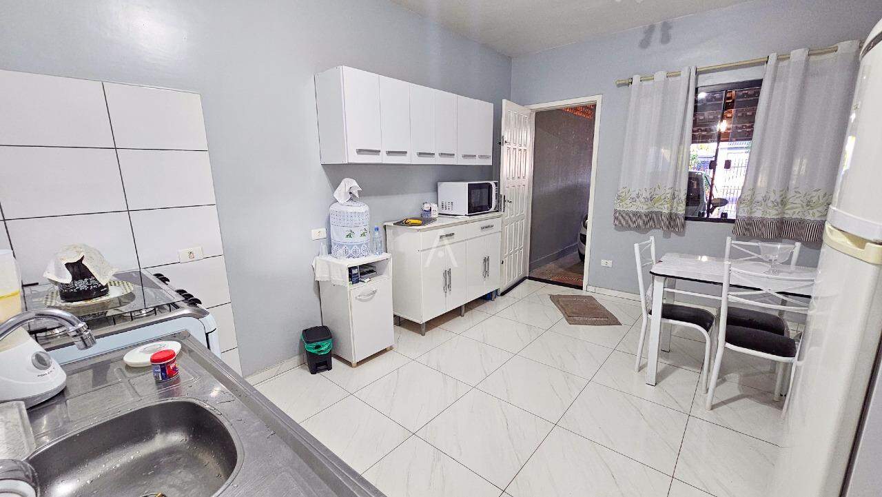 Casa Residencial para à venda no Bairro BRASILIA em CASCAVEL: 